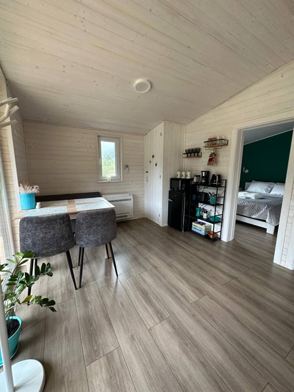 Appartement Мріяти à Krivorovnya Extérieur photo